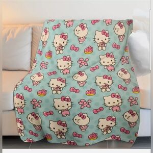 HELLO KITTY 🍩🩷The Pink Life🩷🍩Silk Touch Throw 40X50IN NWT